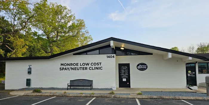 Monroe Low Cost Spay/Neuter Clinic 10