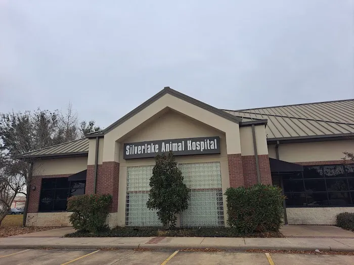 Silverlake Animal Hospital 12