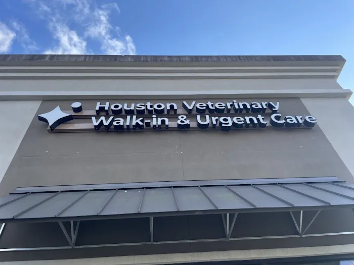 Houston Veterinary Walk-in & Urgent Care 12
