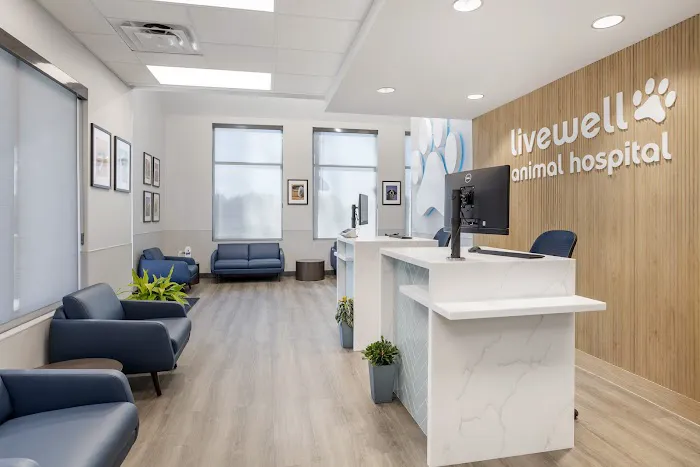 Livewell Animal Hospital of Cypress 5