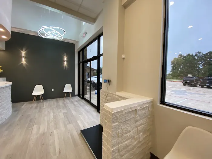 Lakeside Veterinary Care 12