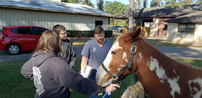 Woodlands Creek Animal Hospital 12