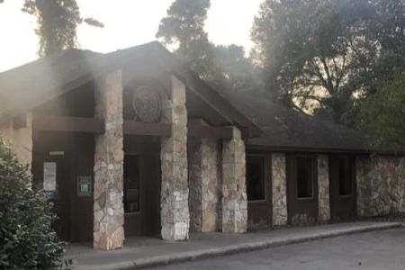 Woodlands Creek Animal Hospital