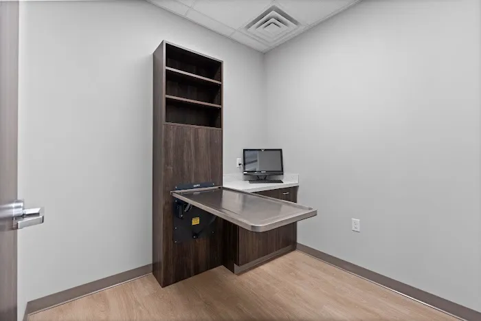 Animal Clinics Of The Woodlands - Cochran's Crossing 6
