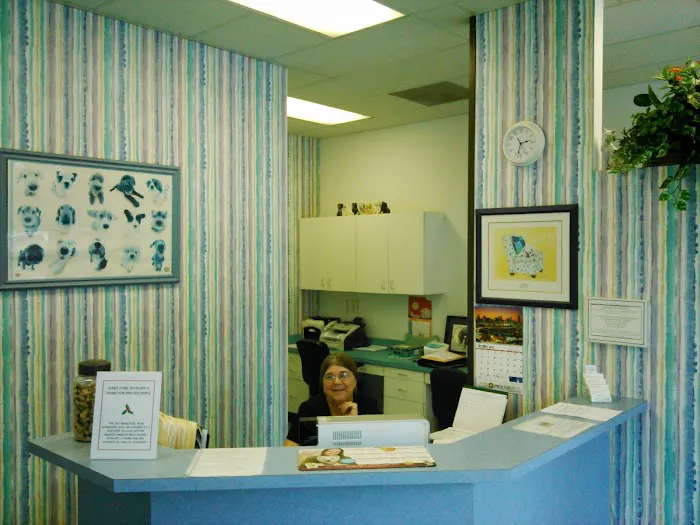 Animal Clinics Of The Woodlands - Cochran's Crossing 7