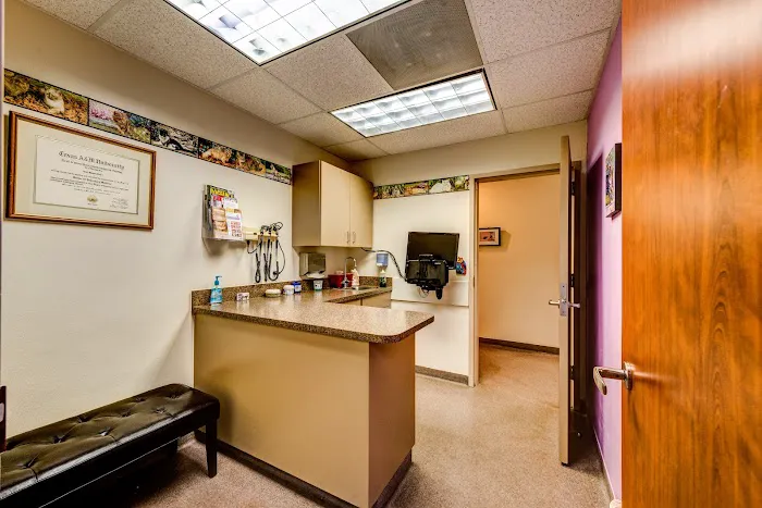 Meyerland Animal Clinic, PA 12