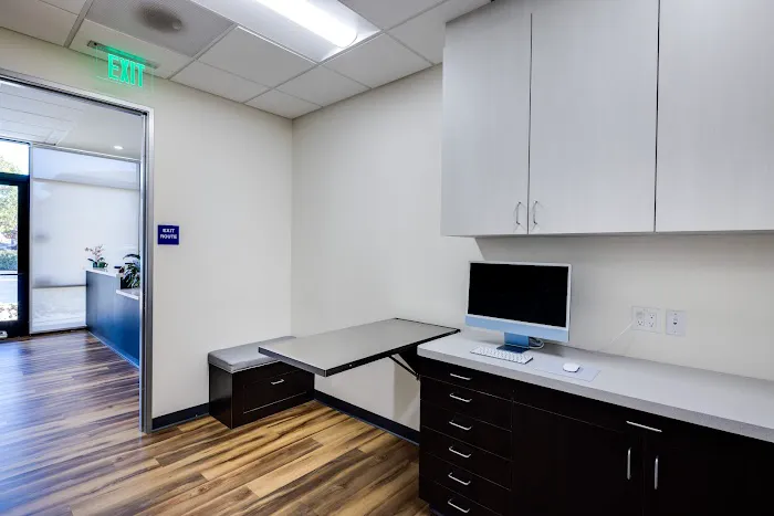 San Elijo Hills Veterinary Clinic 12