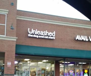 Unleashed, The Dog & Cat Store Crescent Commons