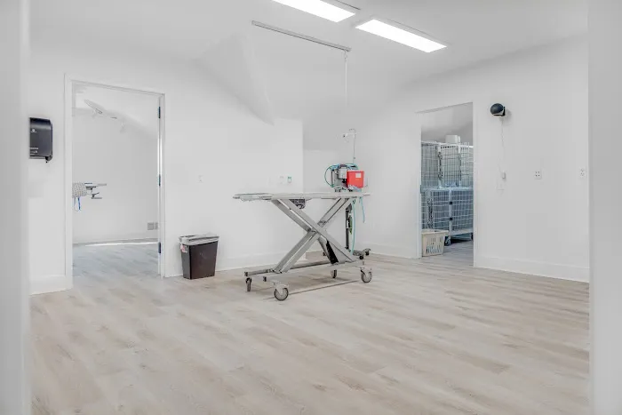 Overpeck Creek Animal Hospital 12
