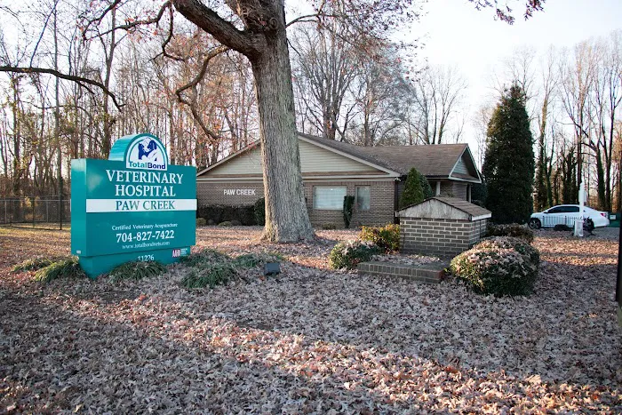 TotalBond Veterinary Hospital at Paw Creek 3