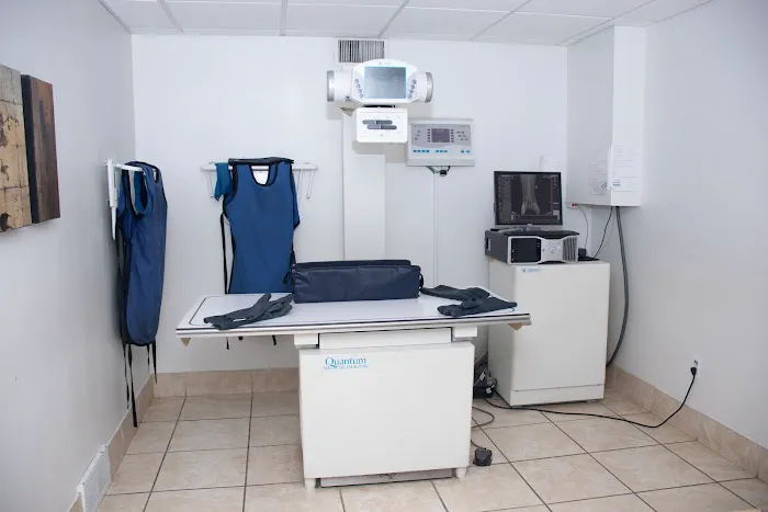Gasow Veterinary Hospital 1
