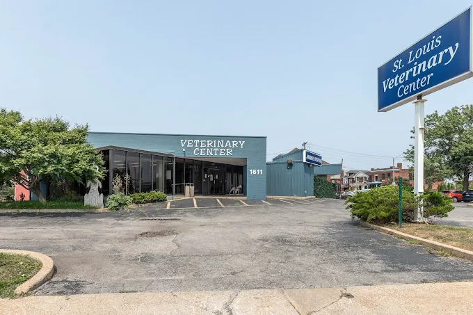 St Louis Veterinary Center 12