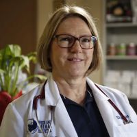 North East Animal Hospital: Dr. Jennifer Howell ico
