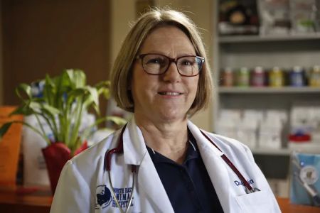 North East Animal Hospital: Dr. Jennifer Howell