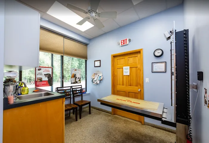 Happy Tails Veterinary Hospital 7