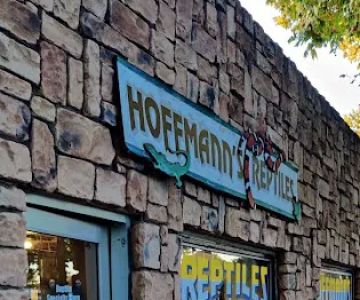 Hoffmann's Reptile Shop