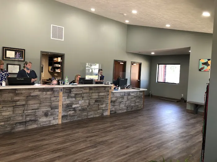County Seat Veterinary Hospital 12
