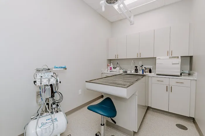 Kentucky Paws Animal Hospital 12