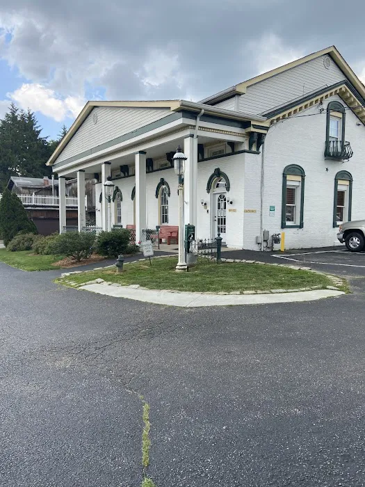 Mark Collett, DVM - Park Hills Animal Hospital 12
