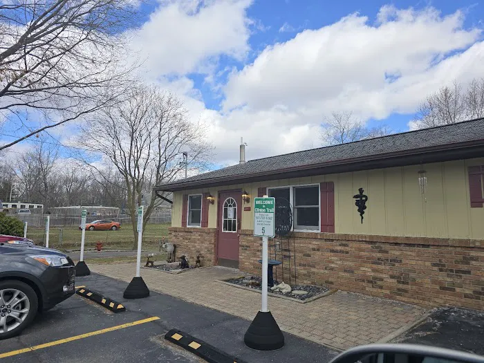 Clinton Trail Animal Hospital 8