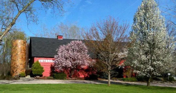Red Barn Veterinary Medical Center 6