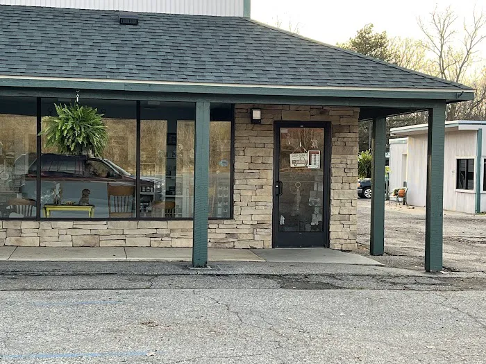 Countryside Animal Care & Decor, LLC Mason, MI Dr. Cheryl DeSilva 4