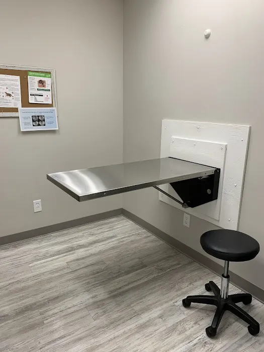 South Huntsville Veterinary Hospital 12