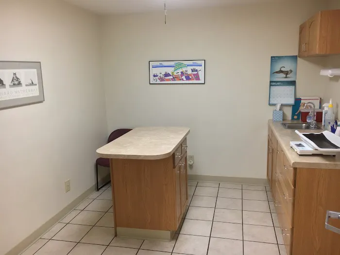 Animal Care Center Of Brentwood 12