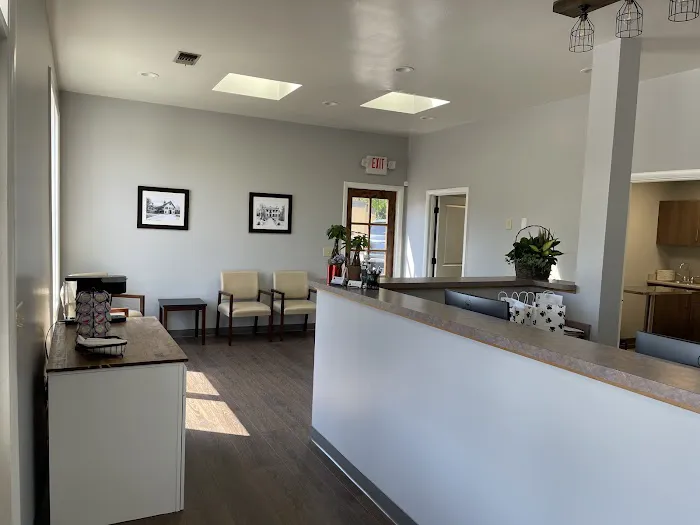 Harding Animal Hospital 12