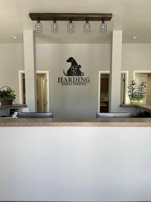 Harding Animal Hospital 12