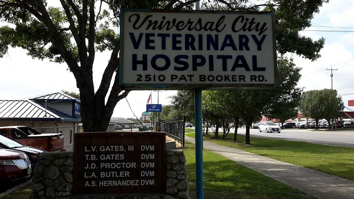 Universal City Animal Hospital 12
