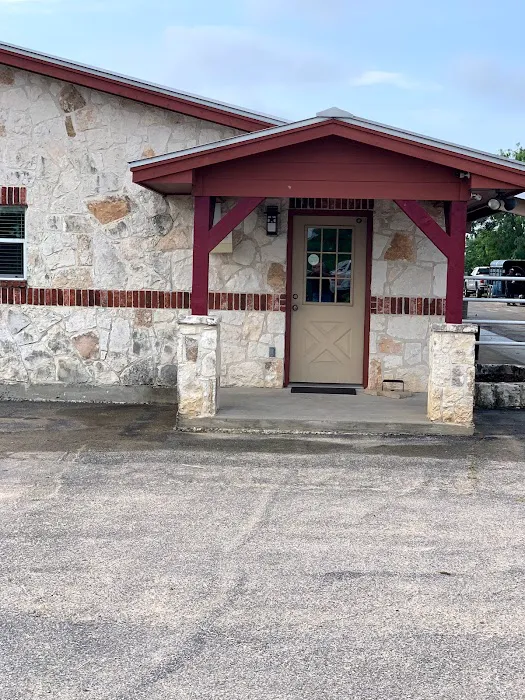 Retama Equine Hospital 12