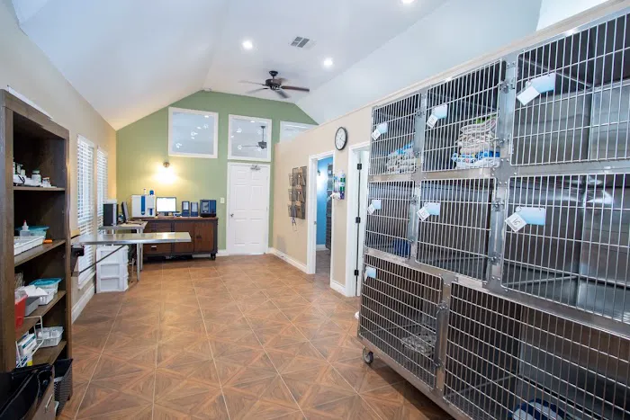 The Oaks Veterinary Clinic 12