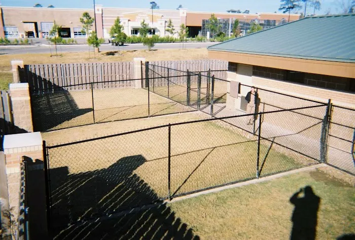 Animal Hospital of the Woodlands 12