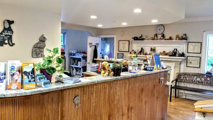 Twin Oaks Veterinary Hospital 12