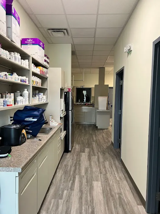Rivers Edge Veterinary Clinic 10