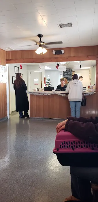 Fort Branch Veterinary Hospital 12