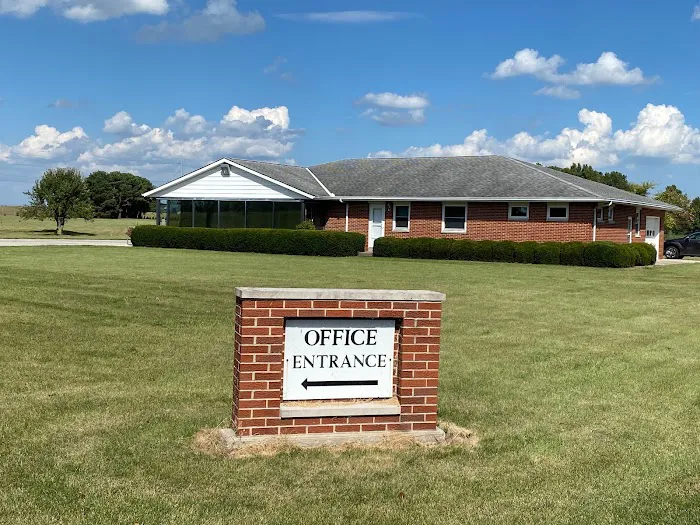Moulton Veterinary Clinic 12