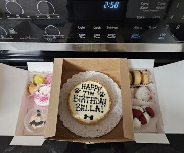 Three Dog Bakery ~ Alliance Ft. Worth
