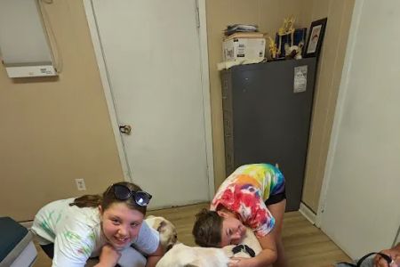 Iroquois Animal Clinic