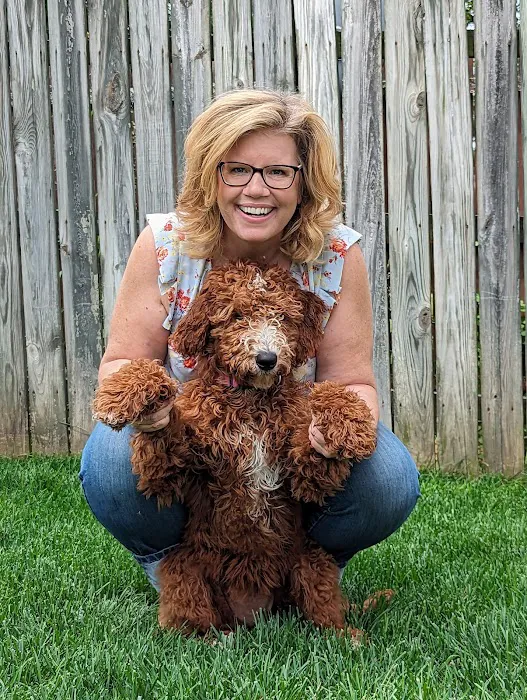 Elk Creek Animal Hospital of Hikes Point 12