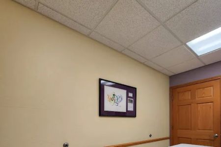 Pineview Veterinary Hospital & Pet Resort