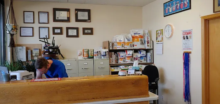 Bush Lake Pet Hospital 1