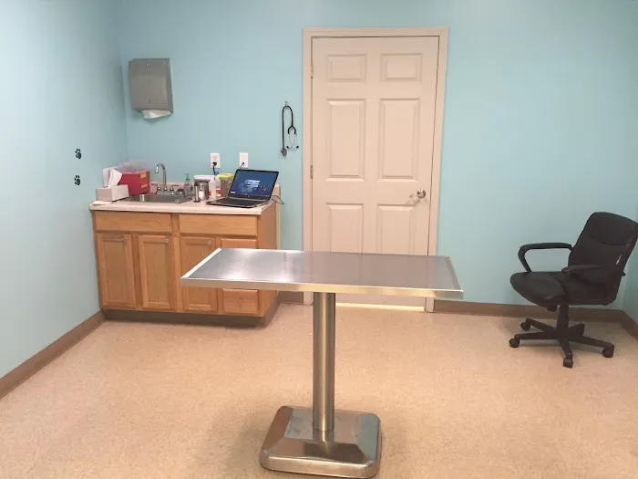 Champlin Park Pet Hospital 5