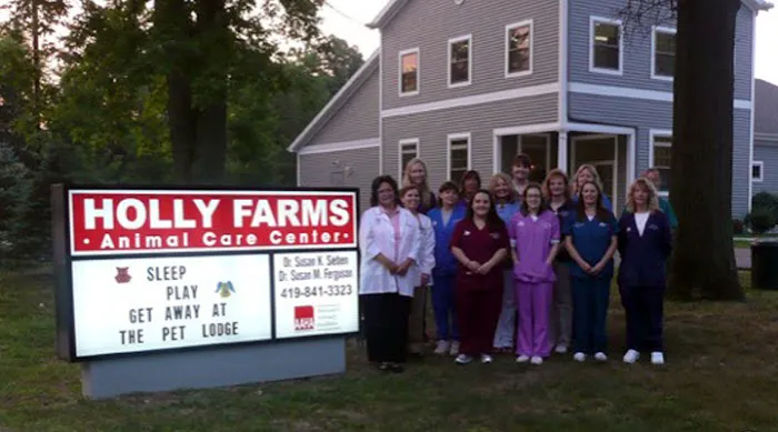VCA Holly Farms Animal Hospital 12