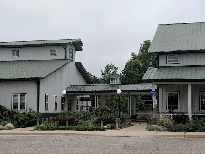 Animal Kingdom Veterinary Hospital 7