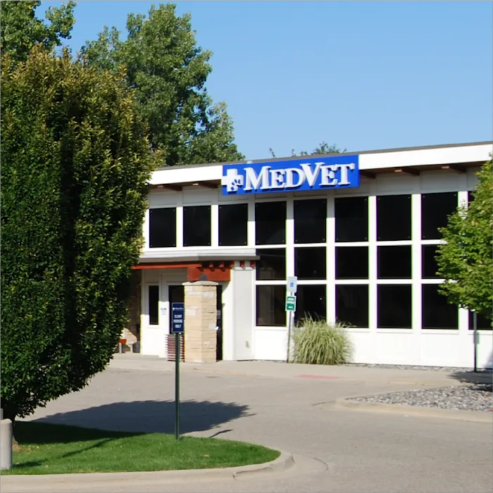 MedVet Commerce 10