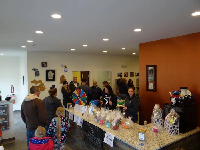 Mitten Animal Hospital 12