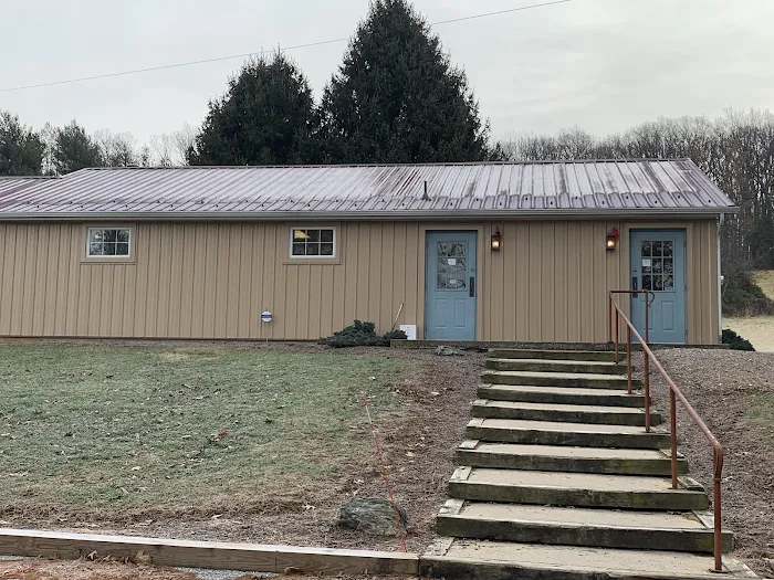 Seven Valleys Vet Hospital 9