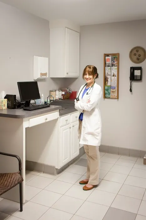 Rock Spring Veterinary Clinic 7